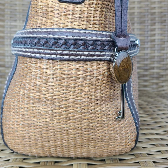 Fossil Bag Satchel Tan Straw Material Brown Leather Shoulder Strap Key Charm - Picture 8 of 16